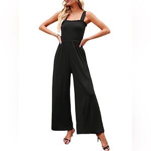 ✨perfect black romper with pockets✨